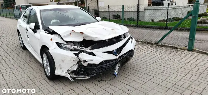 Toyota Camry 2023 photo 5