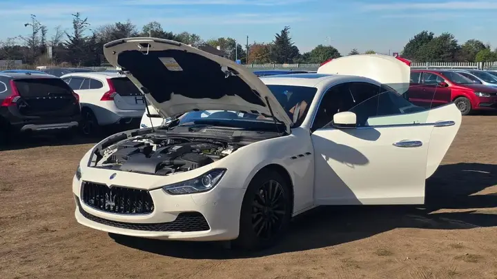 Maserati Ghibli 2015 photo 4