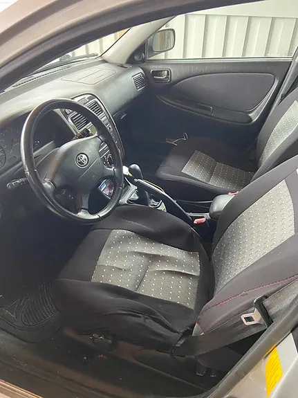 Toyota Avensis 2001 photo 3