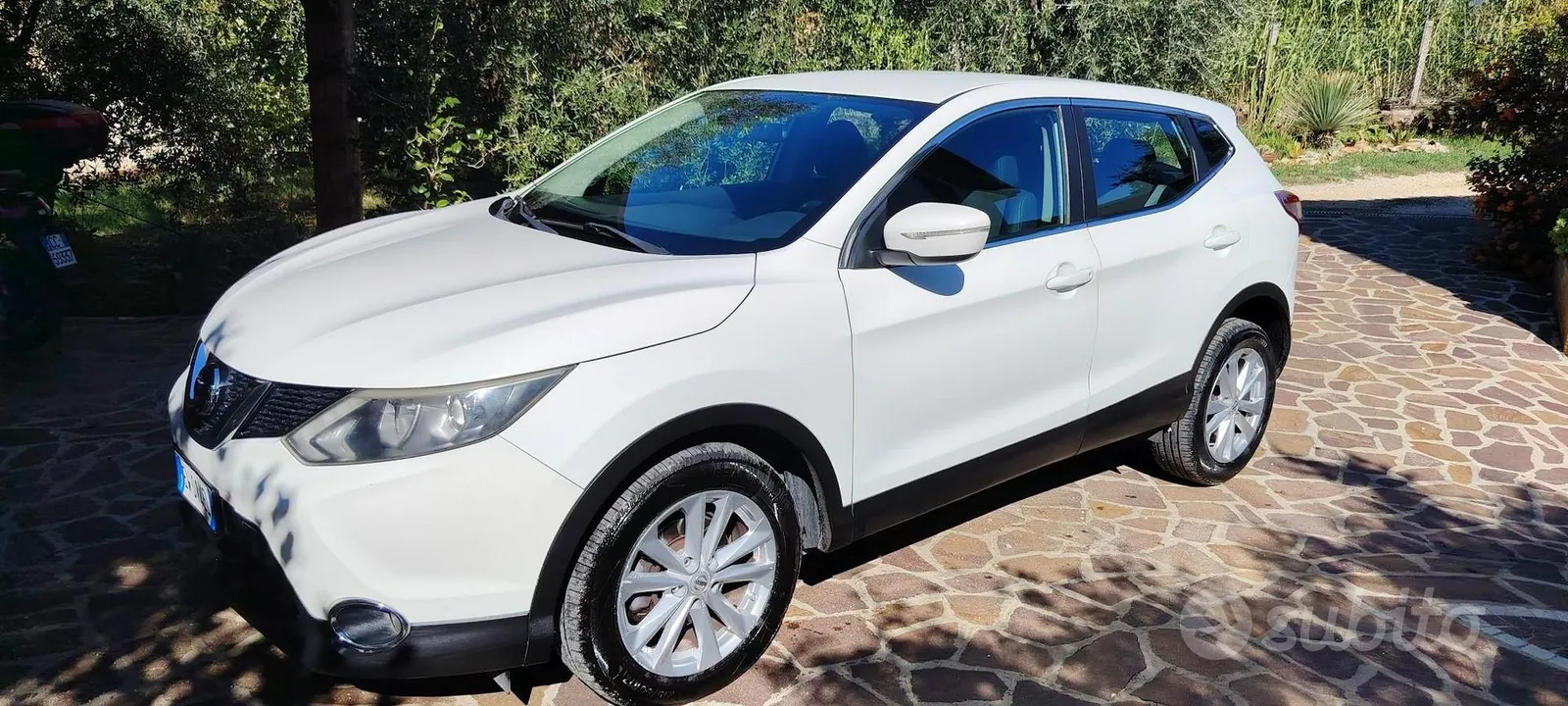 Nissan Qashqai 2014 photo 2