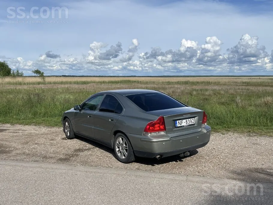 Volvo S60 2007 photo 4