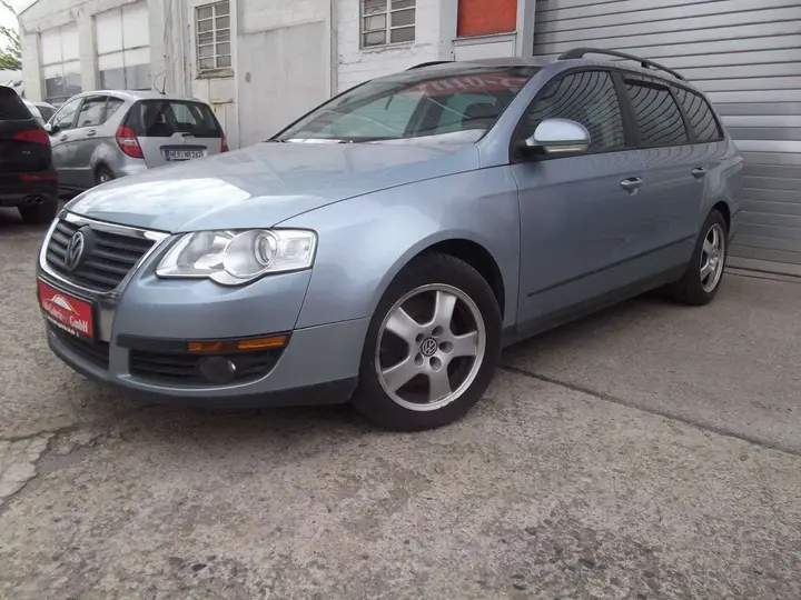 Volkswagen Passat 2006 photo 2