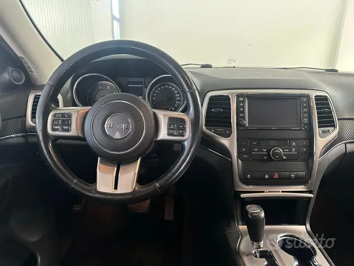 Jeep Grand Cherokee 2012 photo 5