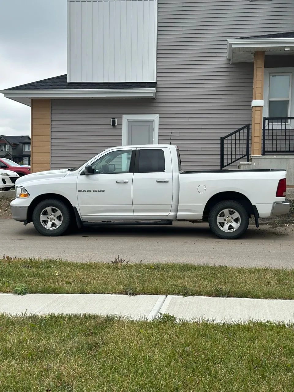 Dodge Ram 1500 2011 photo 4