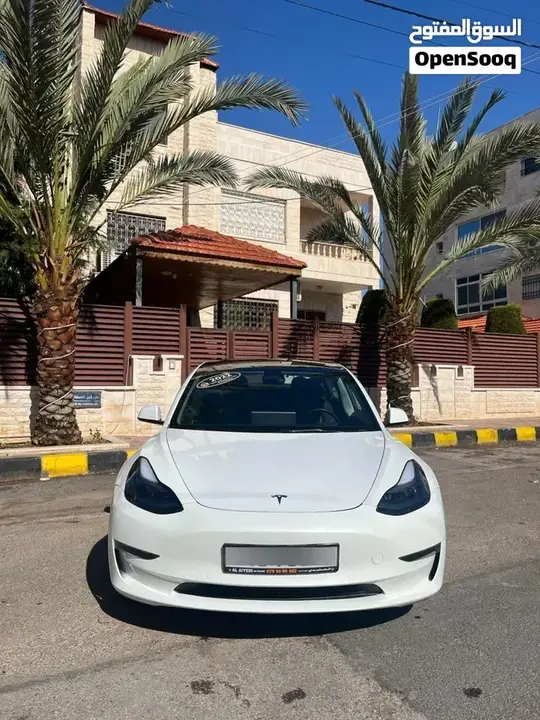 Tesla Model 3 2022 photo 2