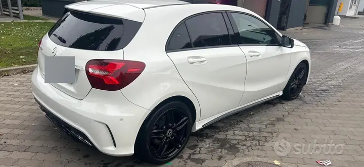 Mercedes-Benz A200D