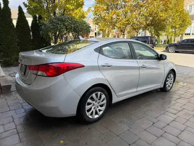 Hyundai Elantra 2013 photo 3