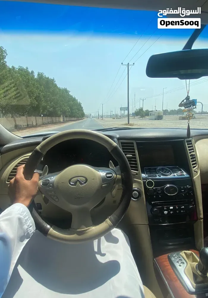 Infiniti Fx35 2010 photo 4