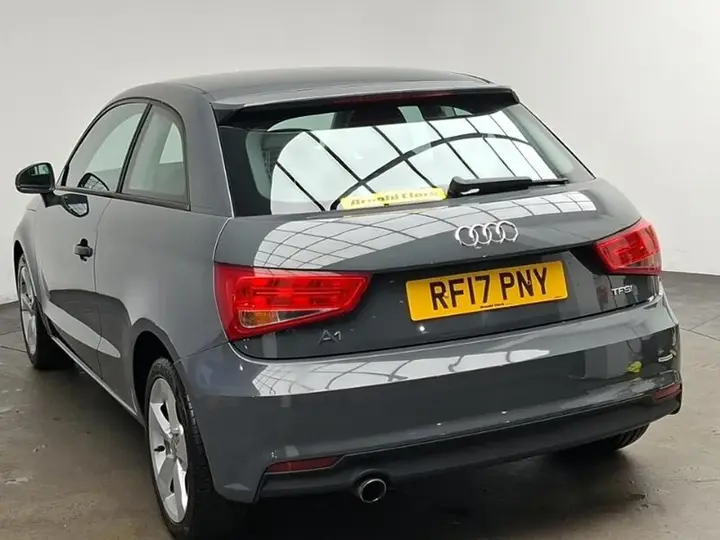 Audi A1 2017 photo 2
