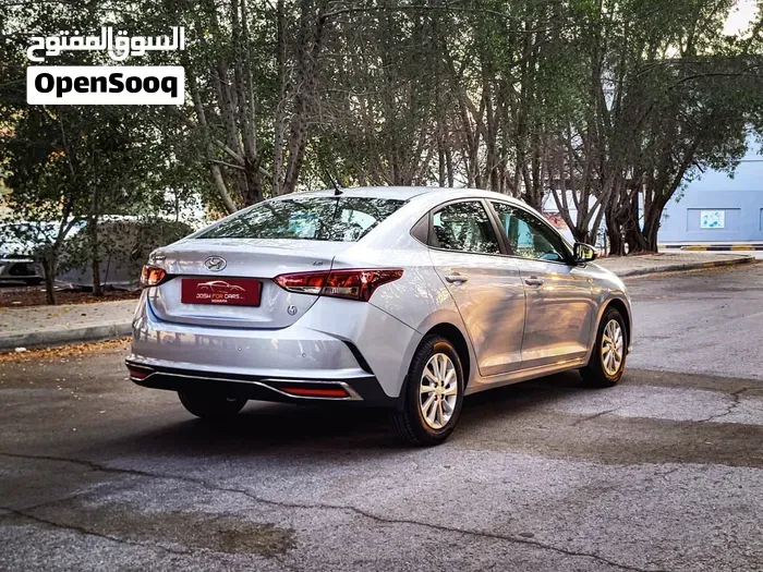 Hyundai Accent 2023 photo 3