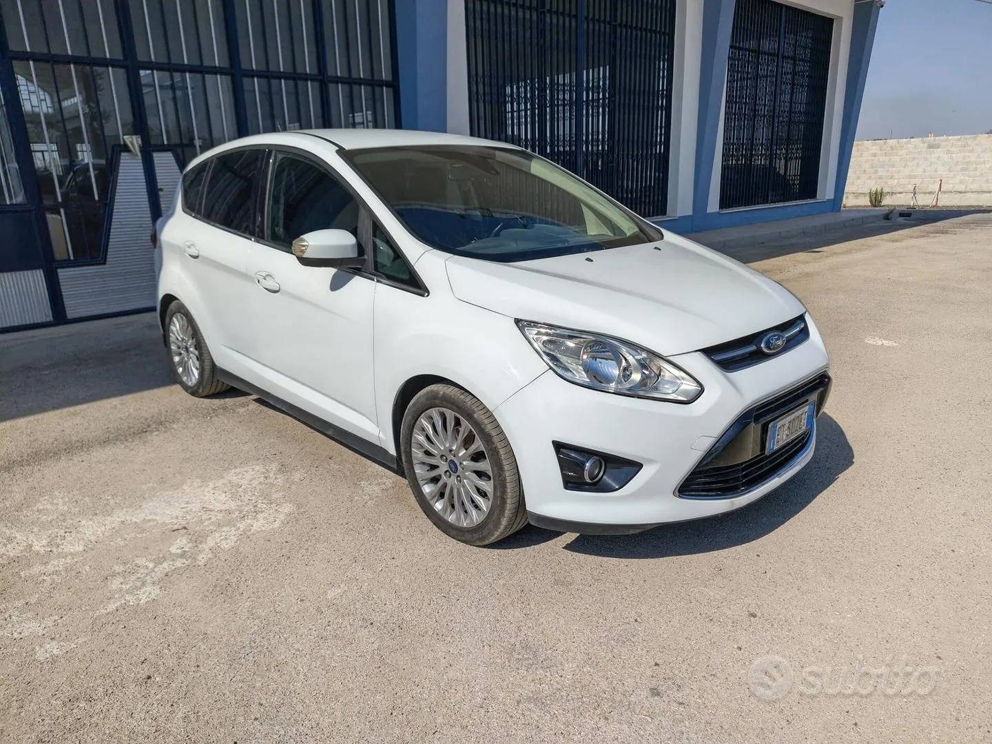 Ford C-Max 2013 photo 3