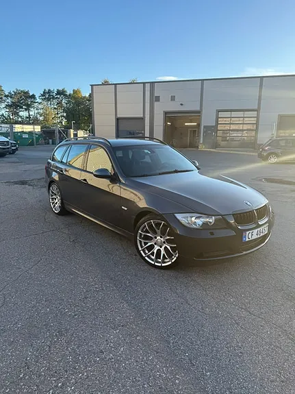 BMW 320I 2008 photo 3