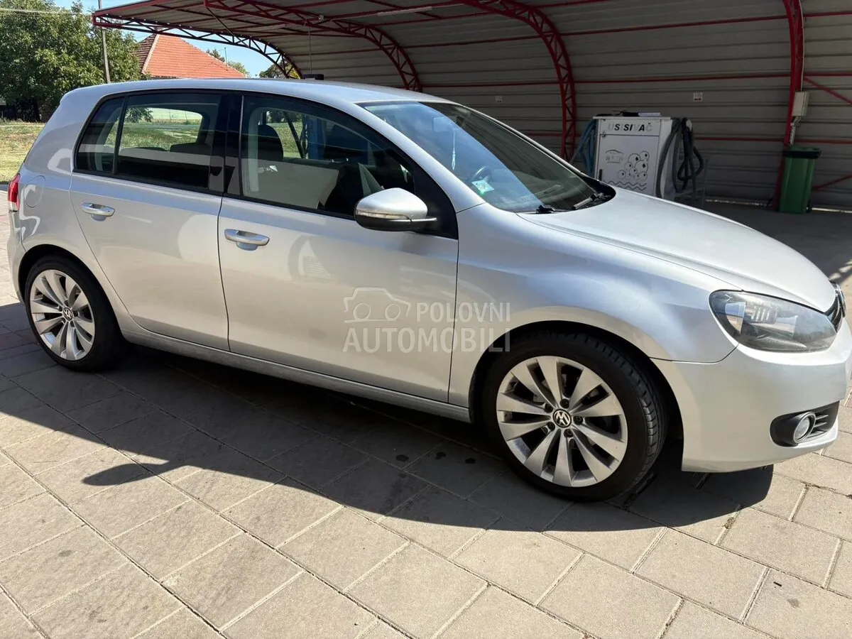 Volkswagen Golf 2011 photo 2