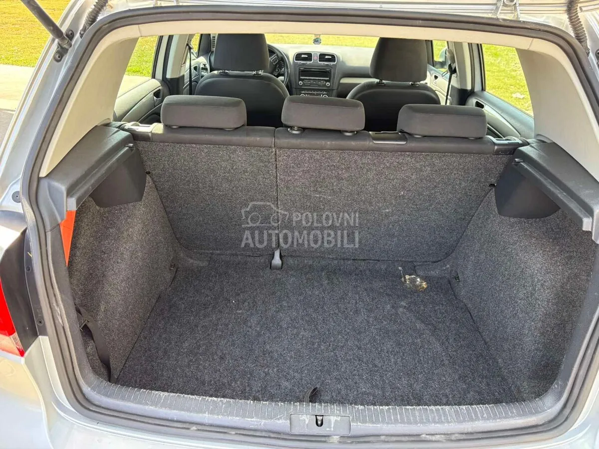 Volkswagen Golf 2011 photo 4