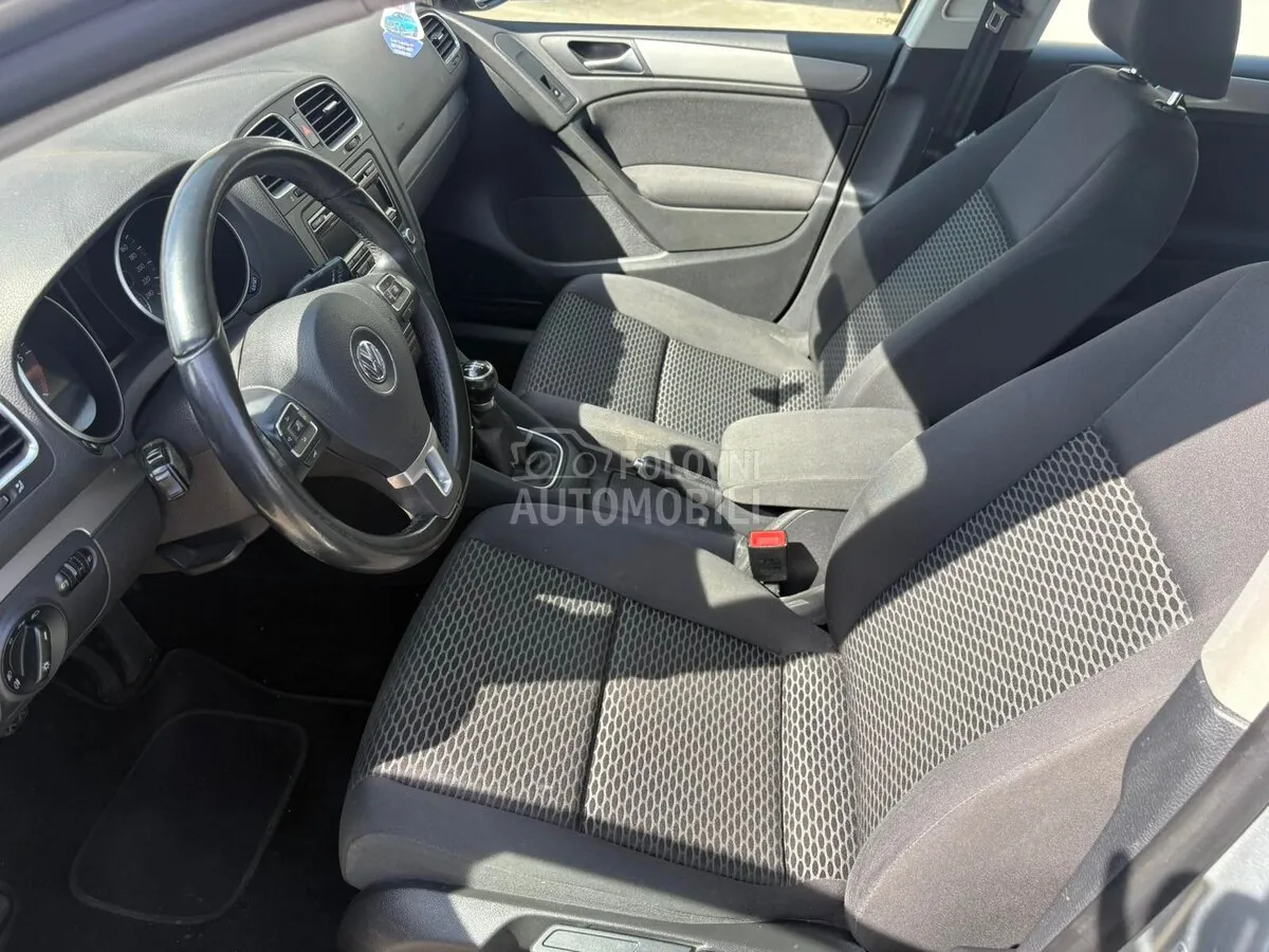 Volkswagen Golf 2011 photo 5