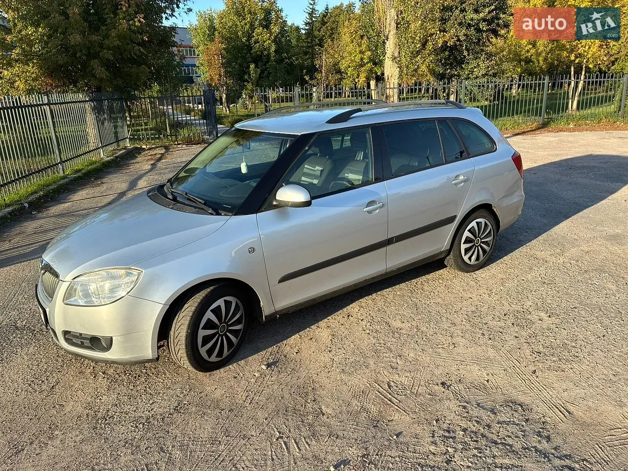 Skoda Fabia 2008 photo 3