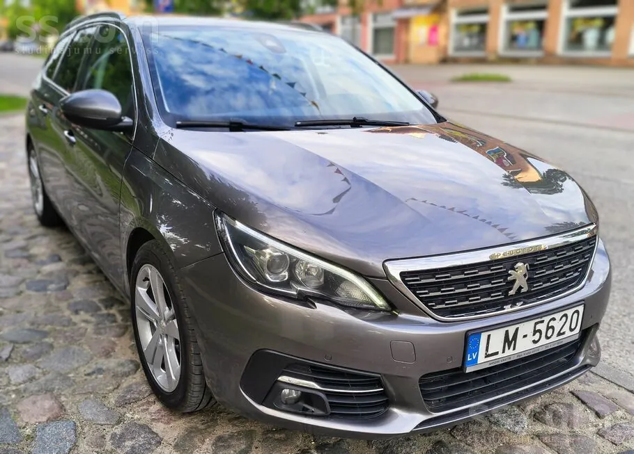 Peugeot 308 2017 photo 2
