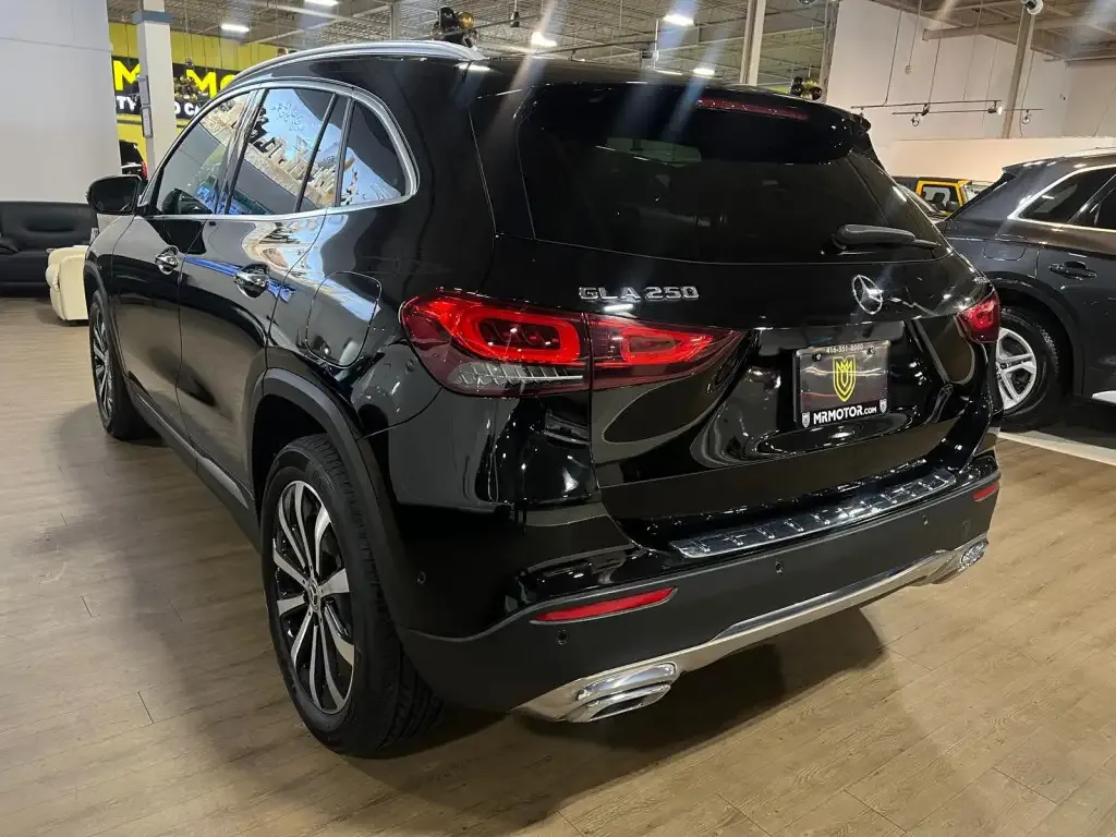 Mercedes-Benz Gla 2023 photo 3