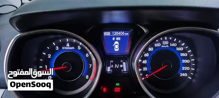 Hyundai Elantra 2012 photo 3