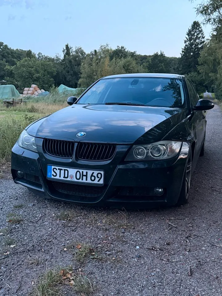BMW E90