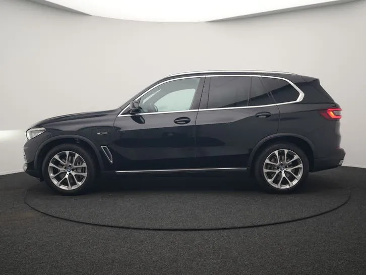 BMW X5 2022 photo 2