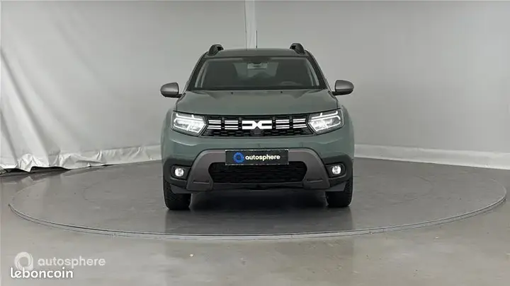 Dacia Duster 2023 photo 2