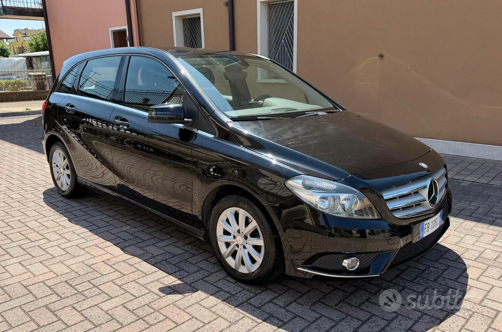 Mercedes-Benz B 180 D