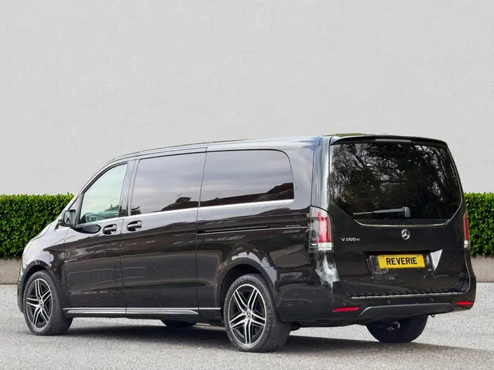 Mercedes-Benz V-Class 2025 photo 5