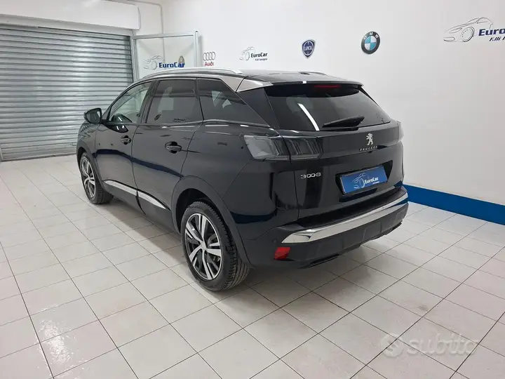 Peugeot 3008 2021 photo 2