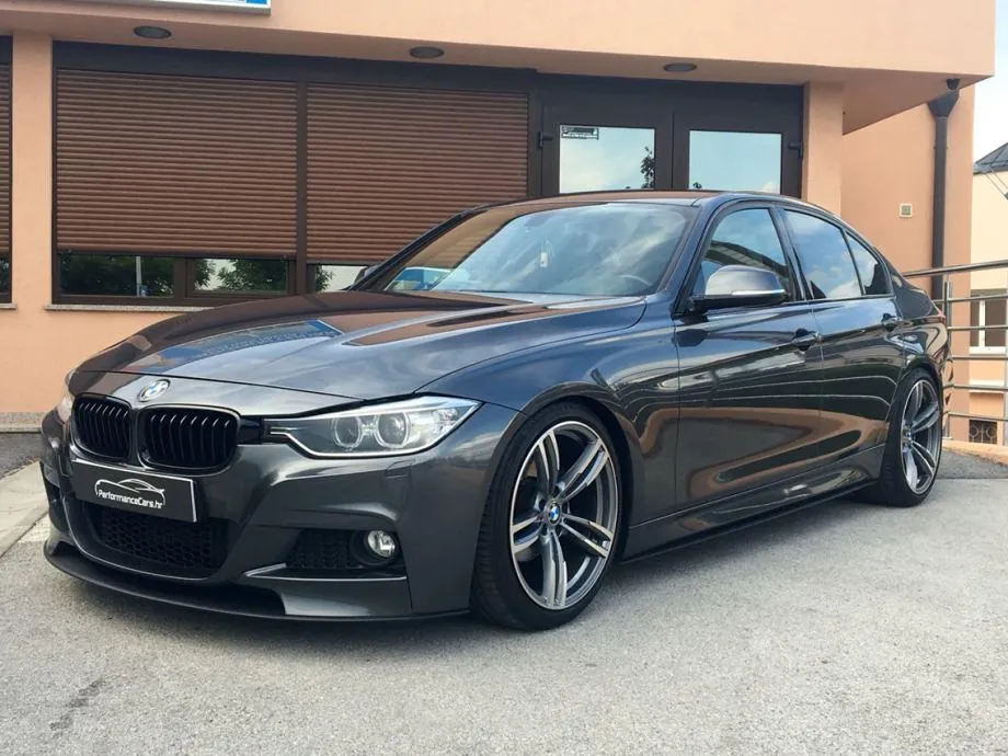 BMW 320I