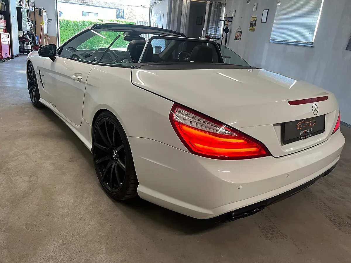 Mercedes-Benz Sl-Class 2012 photo 2