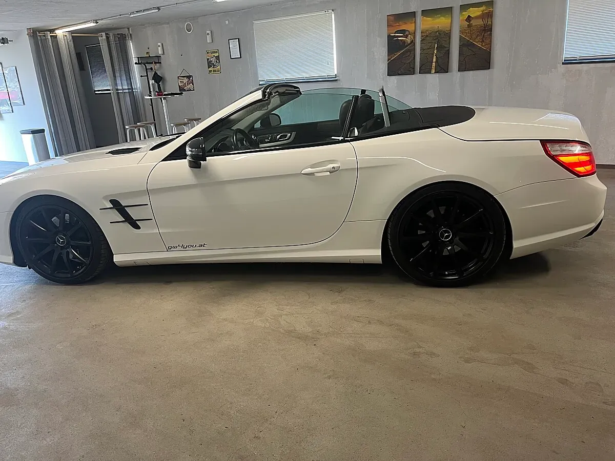 Mercedes-Benz Sl-Class 2012 photo 3