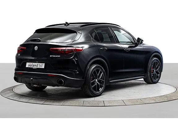 Alfa Romeo Stelvio 2019 photo 3