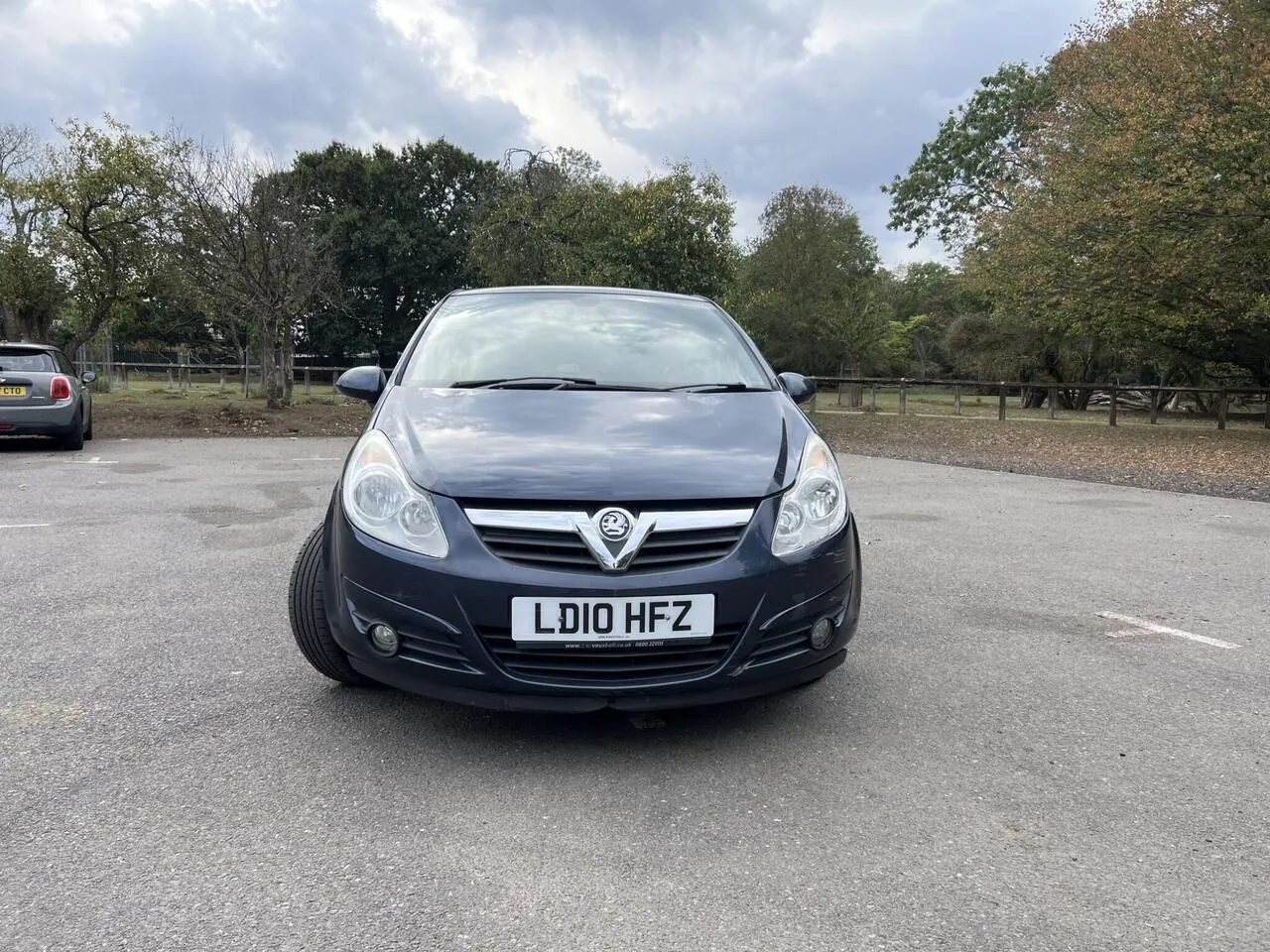 Vauxhall Corsa 2010 photo 2