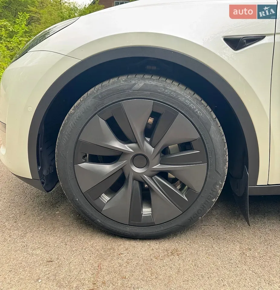Tesla Model Y 2022 photo 3