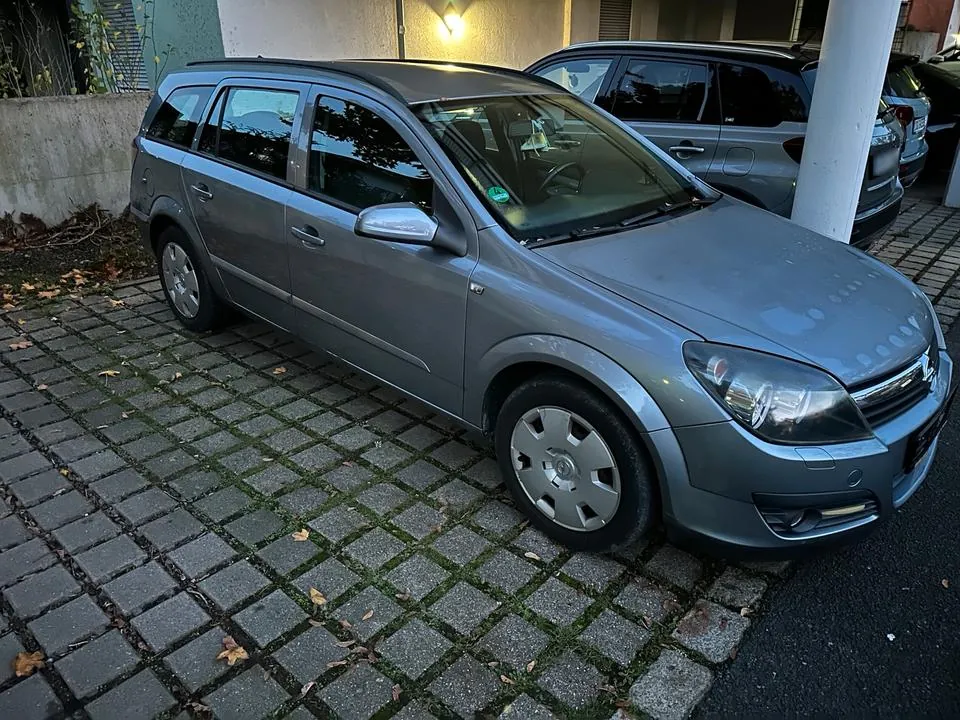 Opel Astra H