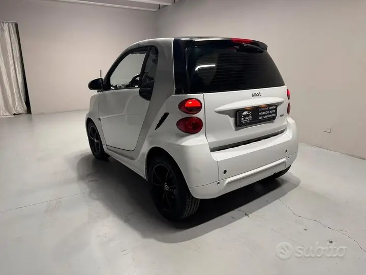 Smart Fortwo 2012 photo 4