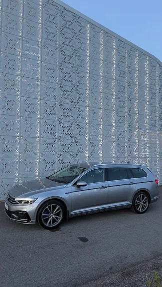 Volkswagen Passat 2021 photo 2