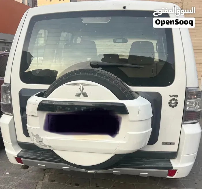 Mitsubishi Pajero 2013 photo 2