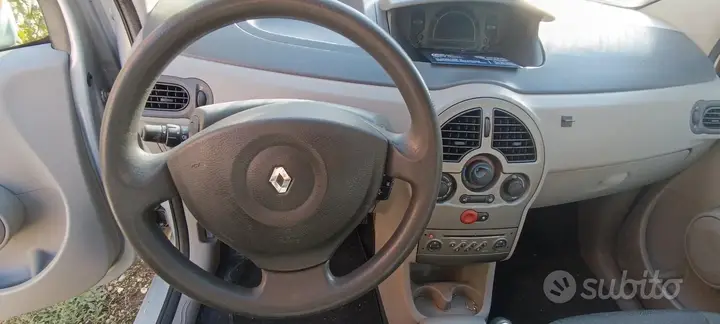 Renault Modus 2006 photo 2