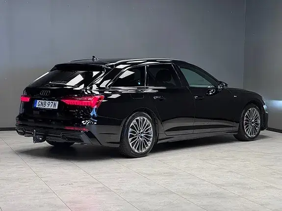 Audi A6 2022 photo 2