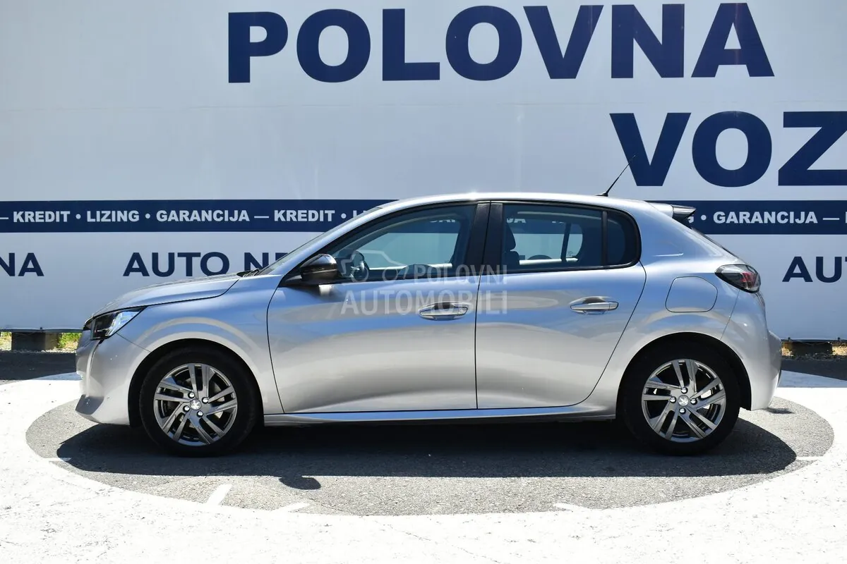 Peugeot 208 2022 photo 2