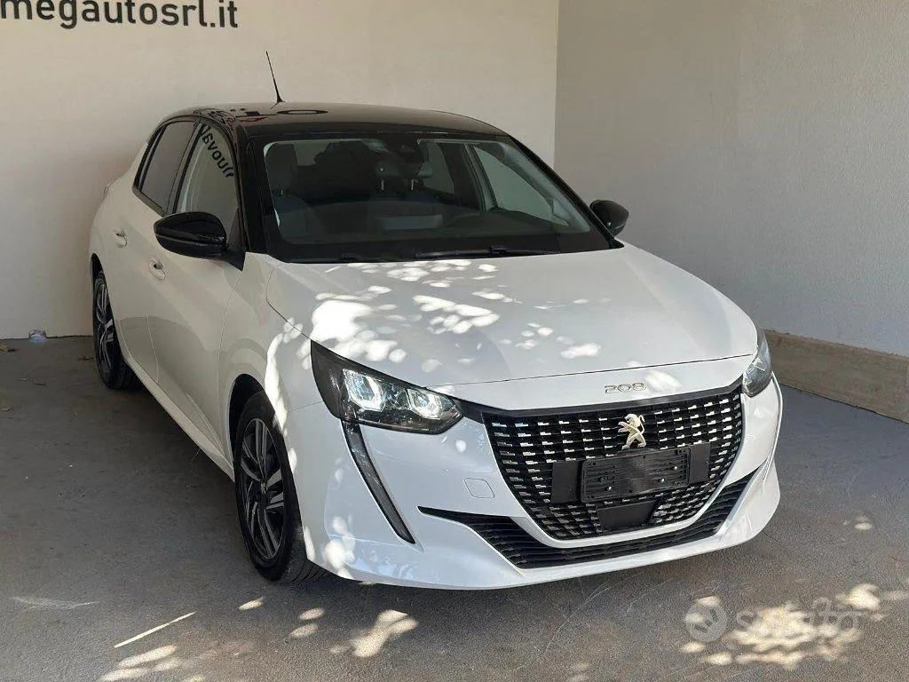 Peugeot 208 2021 photo 2