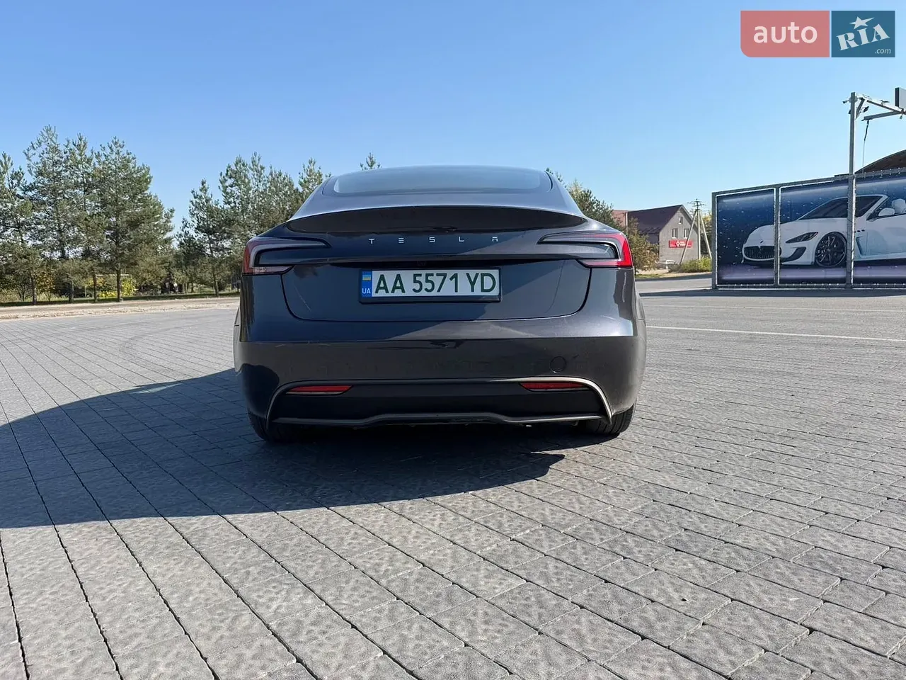 Tesla Model 3 2024 photo 5