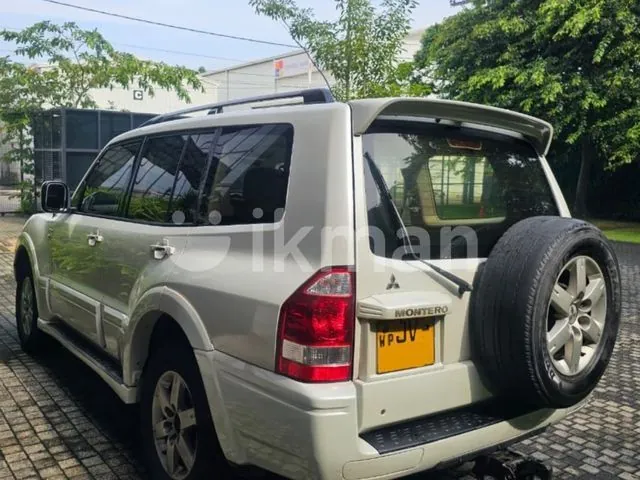 Mitsubishi Montero 2005 photo 4