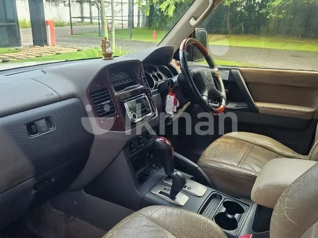 Mitsubishi Montero 2005 photo 3