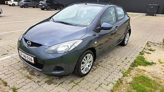 Mazda 2 2008 photo 5