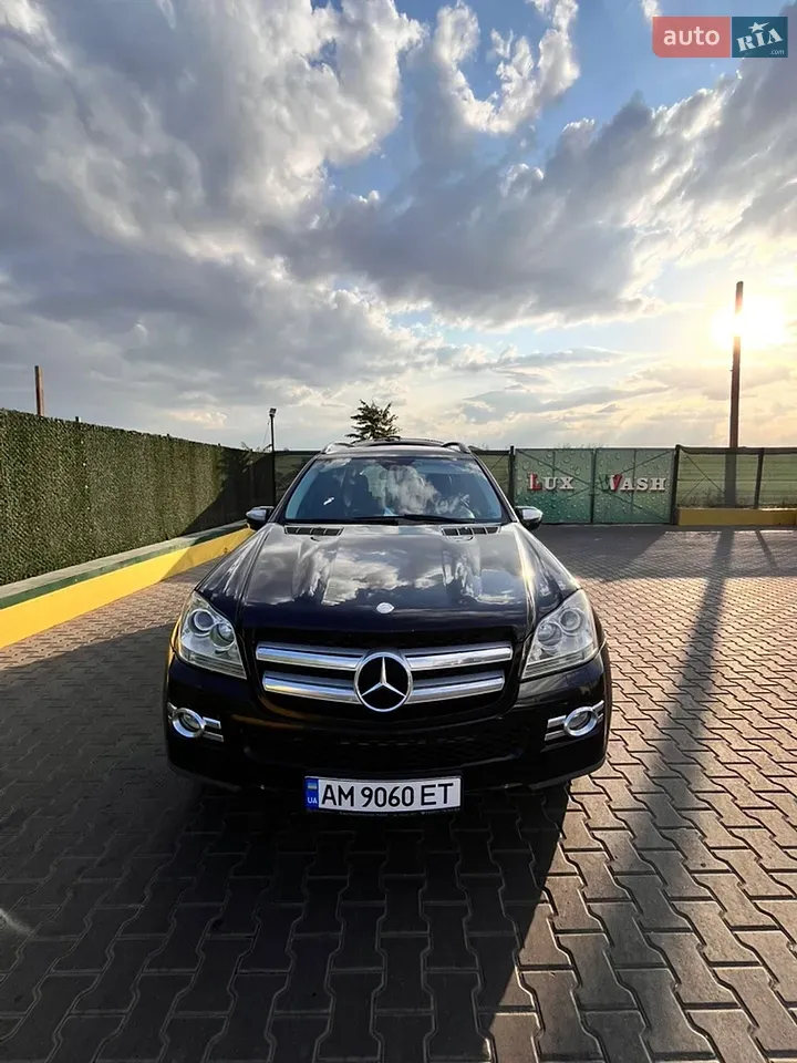 Mercedes-Benz Gl-Class
