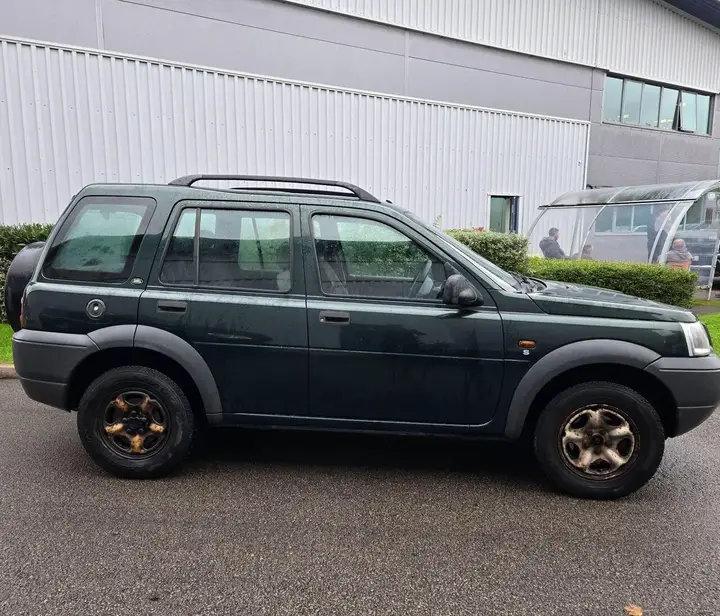 Land Rover Freelander 2001 photo 5
