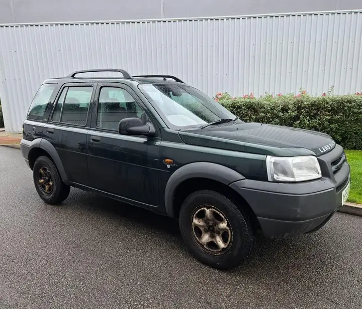 Land Rover Freelander 2001 photo 2
